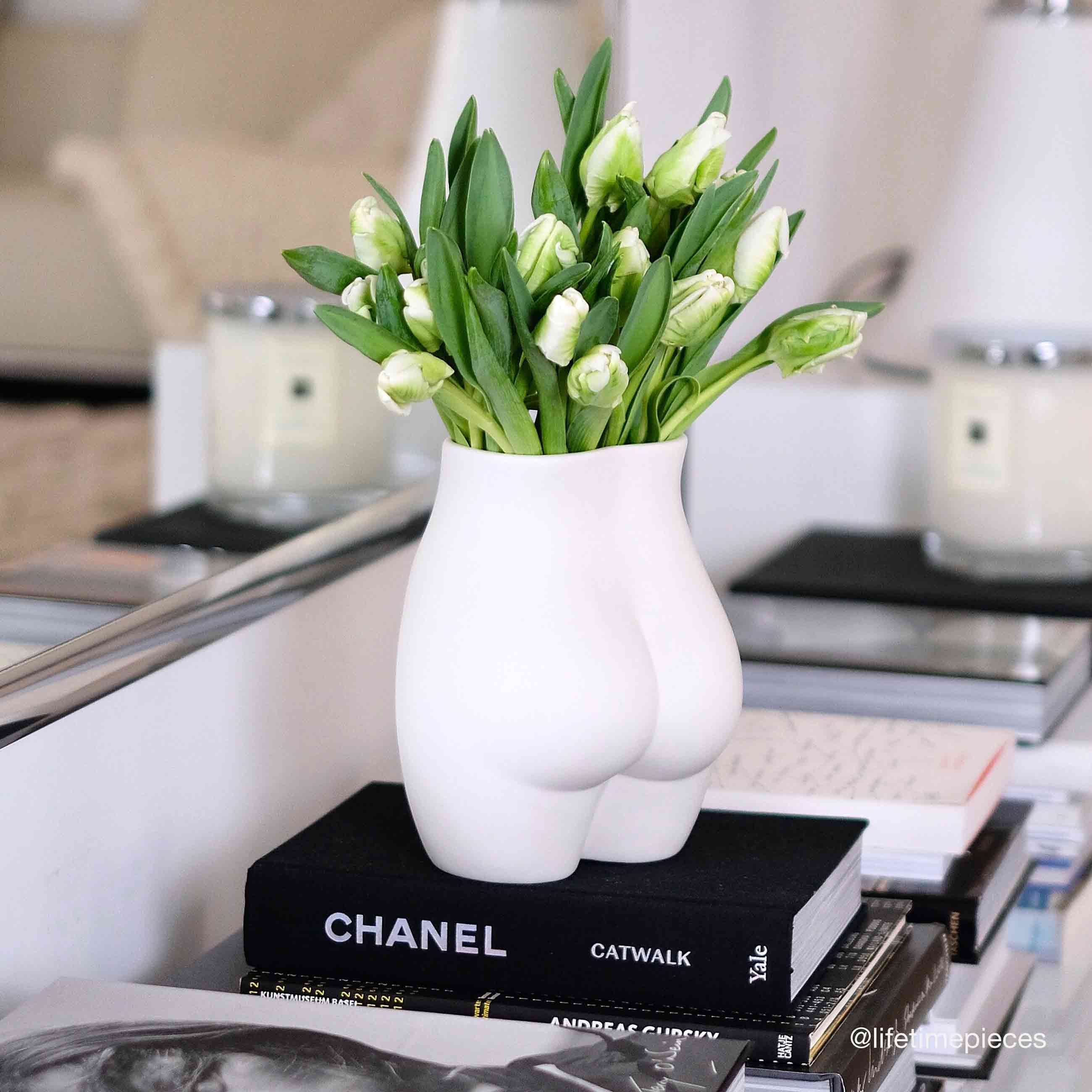 Edie Vase, weiß von Jonathan Adler Edie Vase, weiß von Jonathan Adler